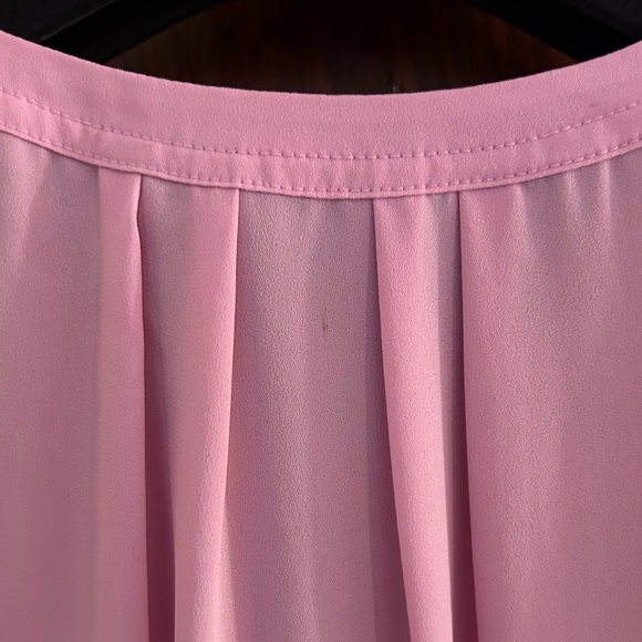 Flowy Bubblegum Pink J.Crew Blouse with Pleating Size 2 - Picture 4 of 4